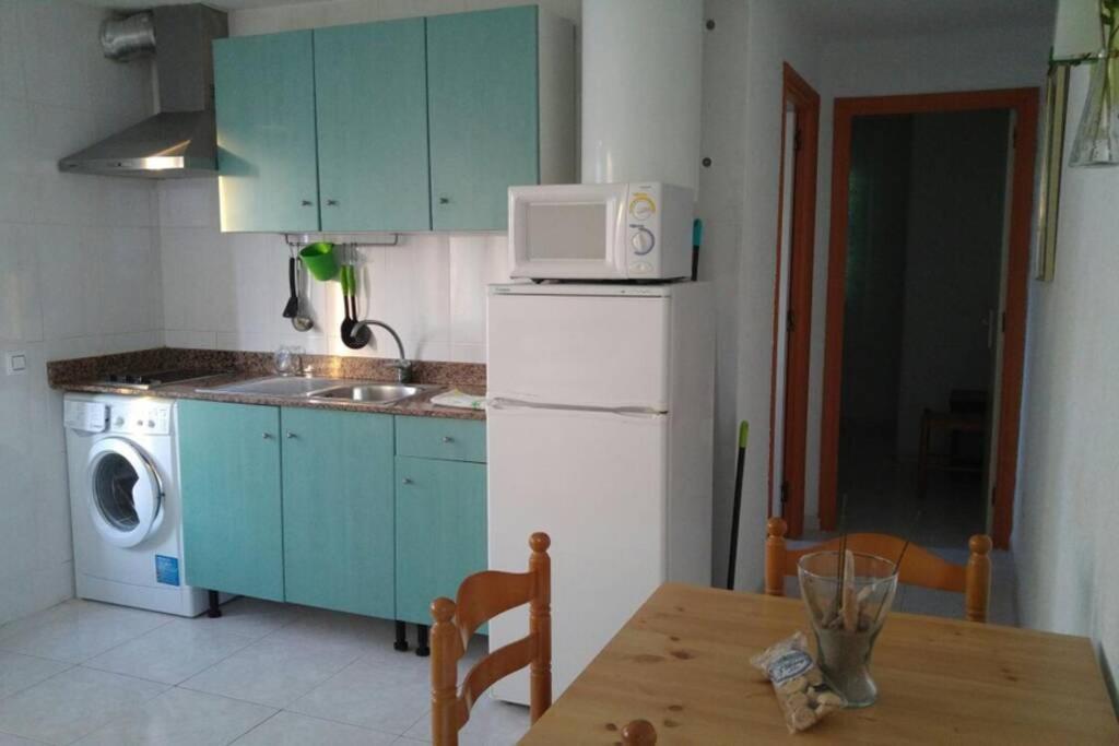 Tranquilo Apartamento Con Preciosa Cala En La Puerta Ciutadella  Esterno foto
